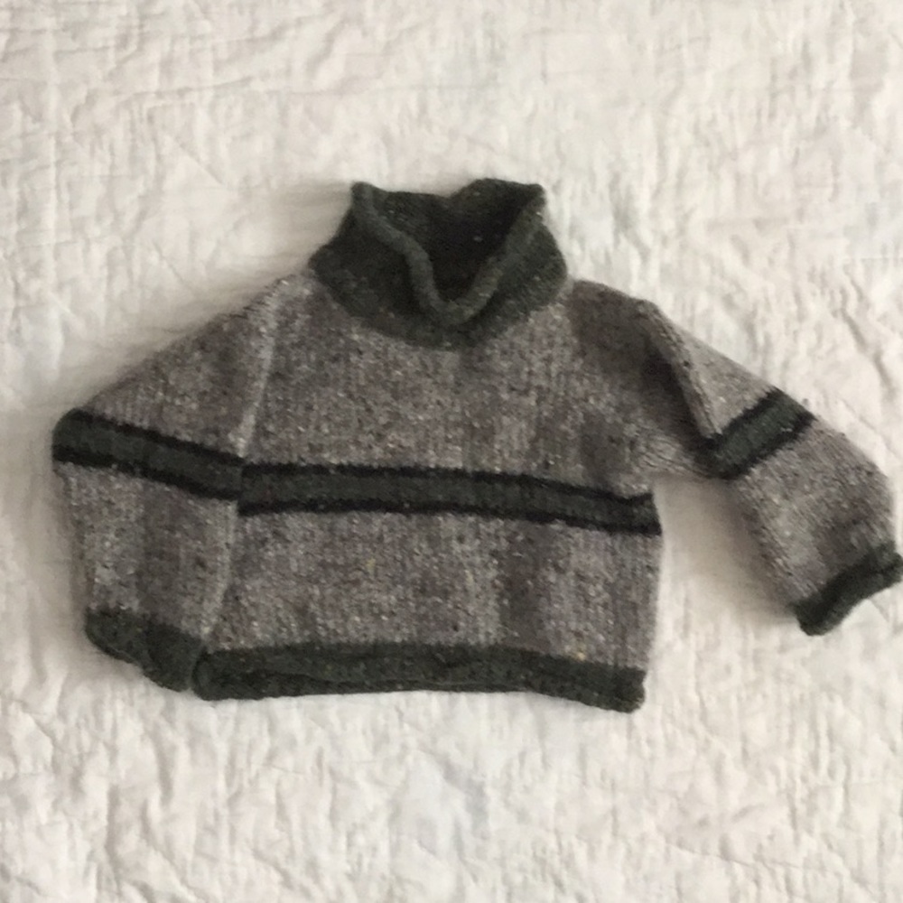 100% Irish Wool handknit stripe gray sweater 2/3